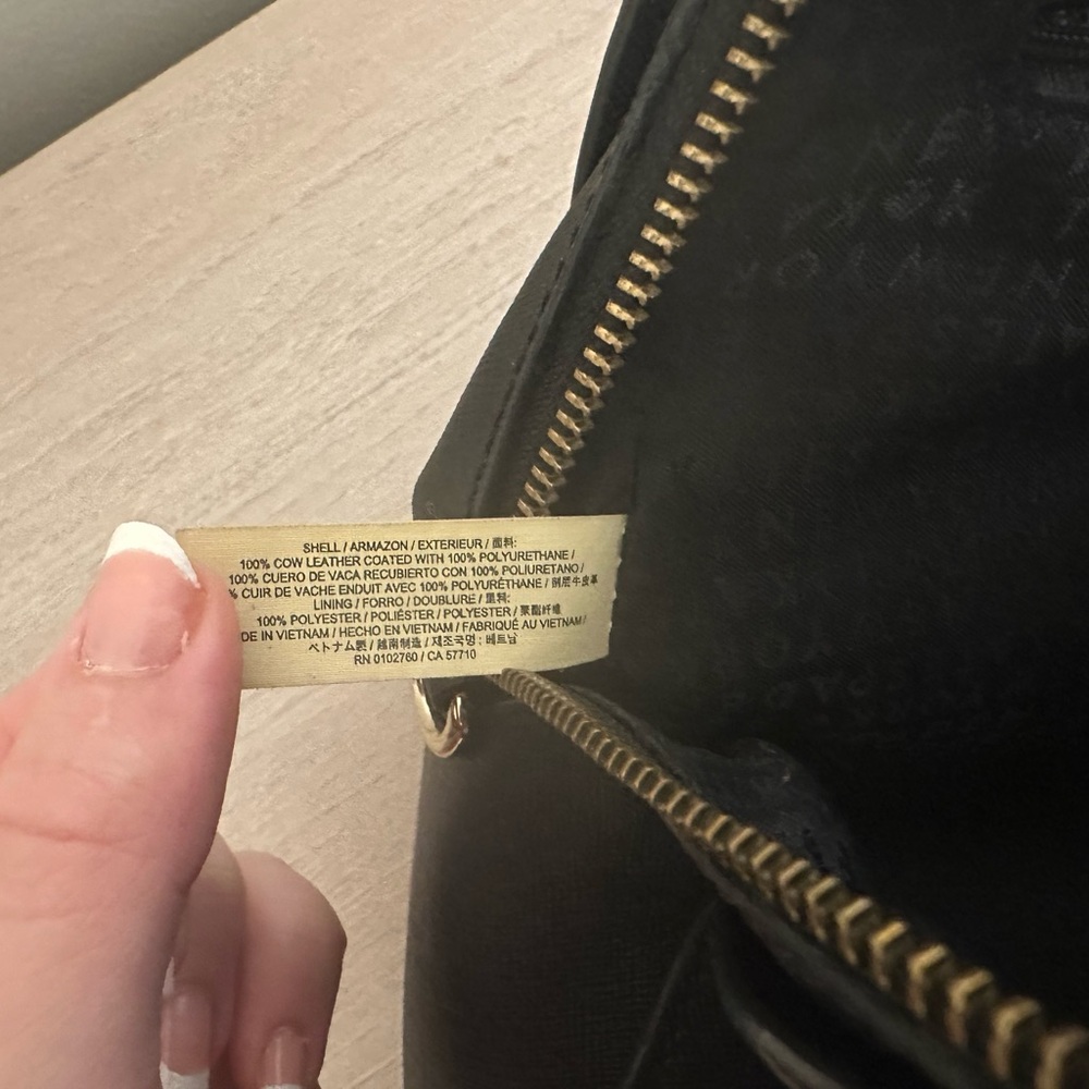 Kate Spade Reiley Satchel - Picture 9 of 9